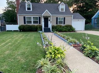 457 Algonquin Rd, Hampton, VA 23661