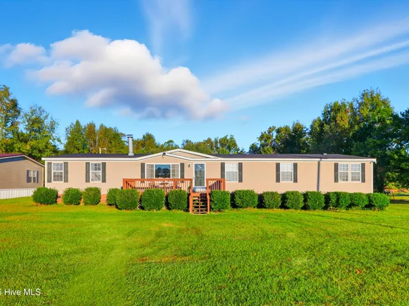 1740 Dobbersville Road, Mount Olive, NC 28365