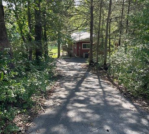 5th image of 236 N Lake Dr