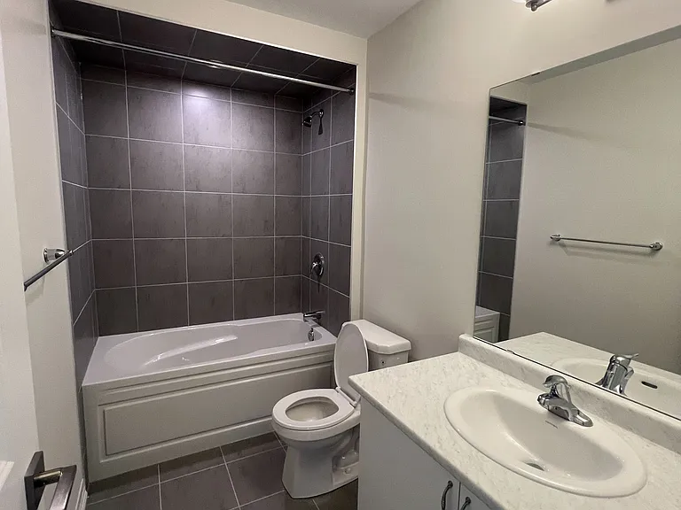 660 Colborne St W #78 — Photo 14