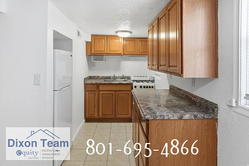 619 28th St - JD - Unit 2 — Photo 3