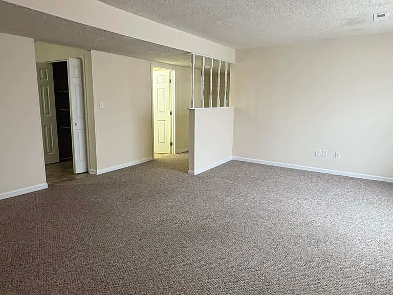 1712 McGregor Ct #D — Photo 3