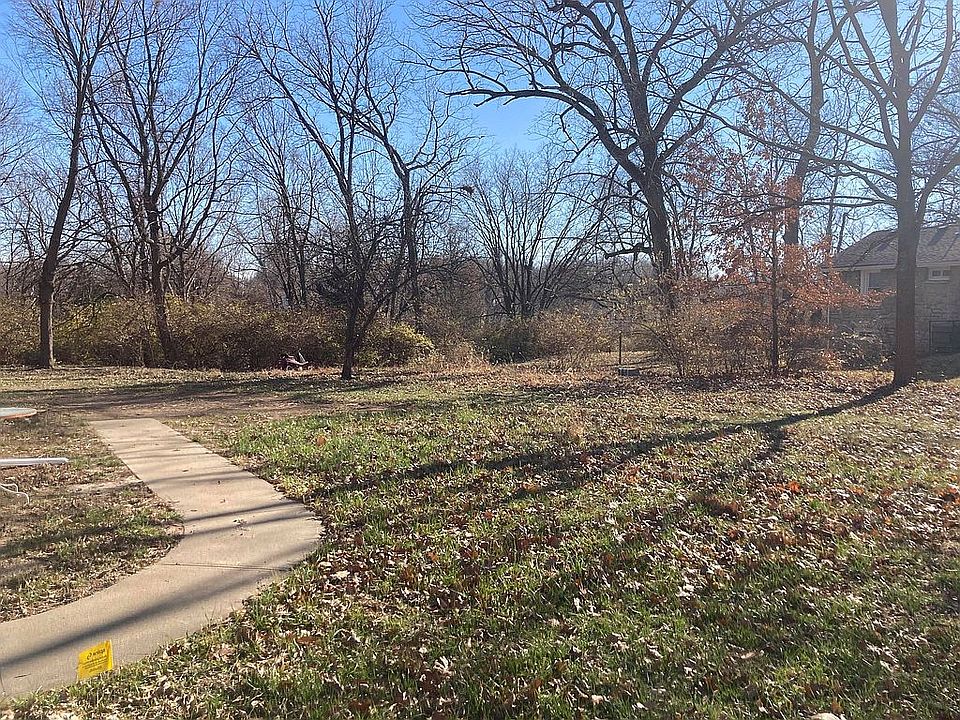 1st image of NE Munger Ave