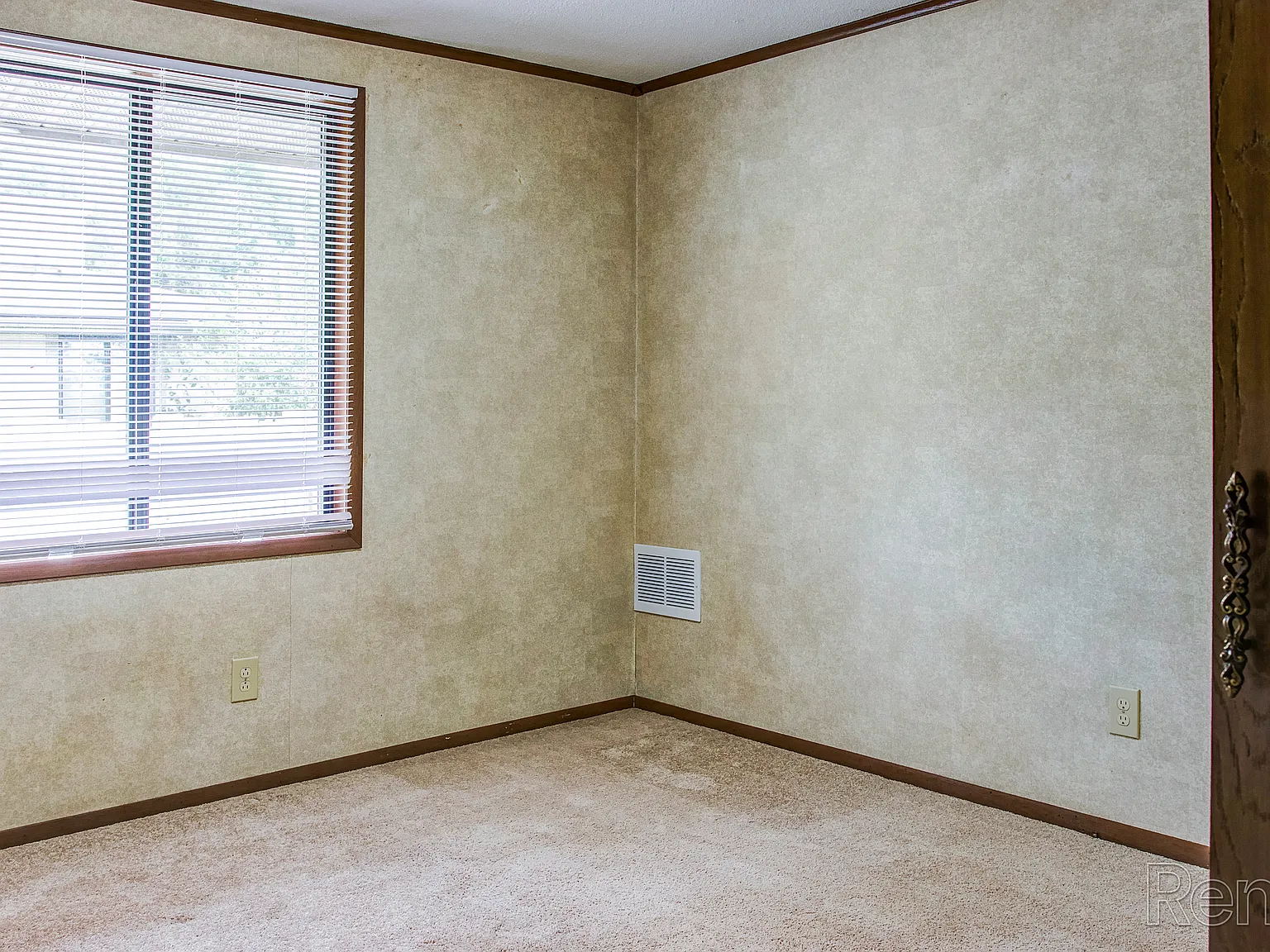Brunswick Apartments — Photo 4