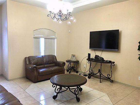 5th image of 2509 Hibiscus Dr