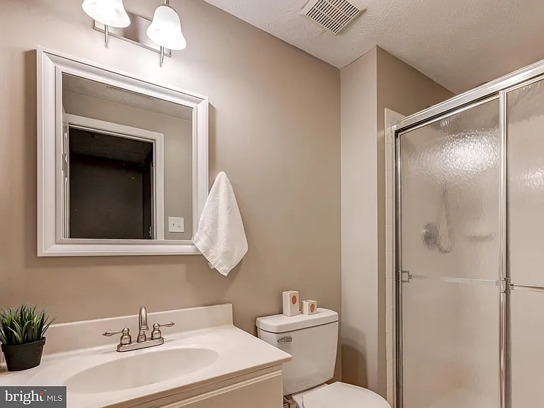 3 Sandview Ct — Photo 15