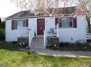 85 Paxson Ave, Hamilton, NJ 08690