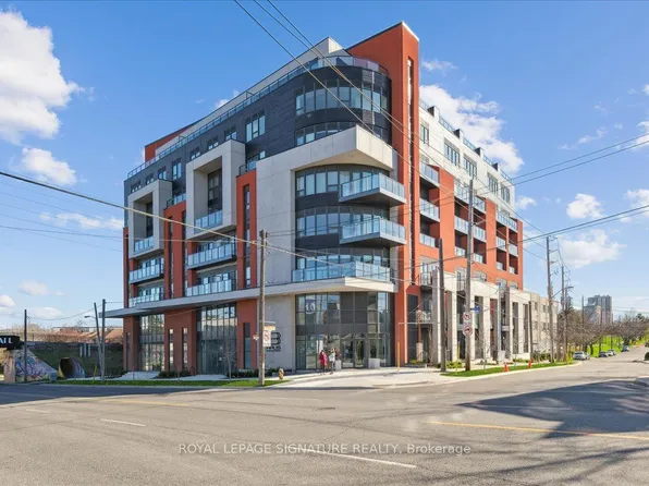 2433 Dufferin St #701, Toronto, ON M6E 0B4