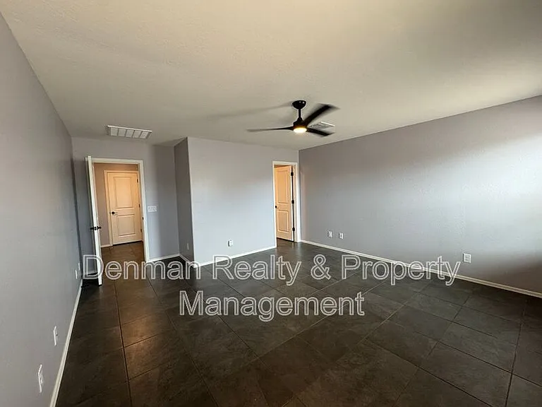 1633 W Pinkley Ct — Photo 19