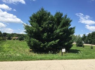 N4958 Rexford Rd, Shiocton, WI 54170