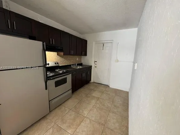 608 5th St, West Palm Beach, FL