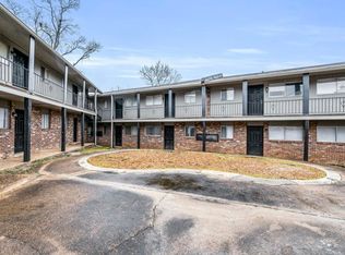 320 8th St N #6, Columbus, MS 39701