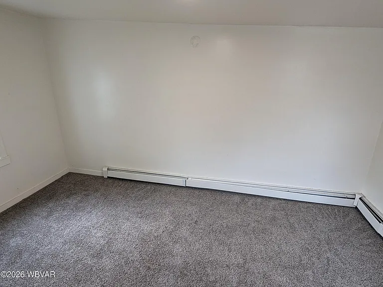 733 Grace St #4 — Photo 11