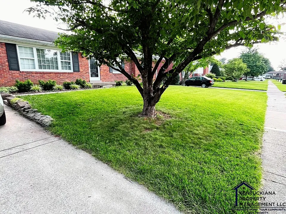 9400 Habersham Dr