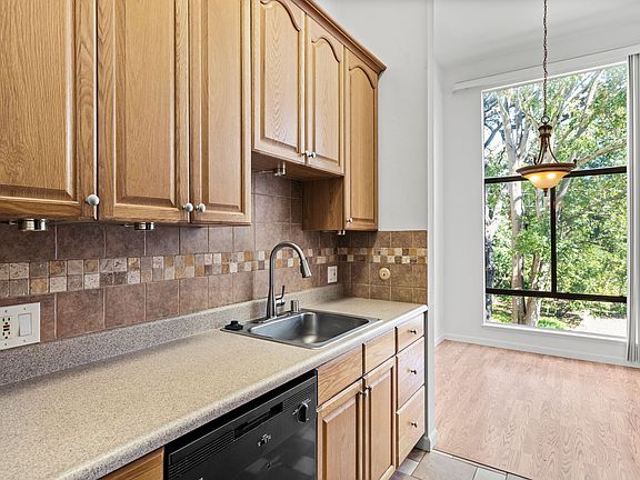 5th image of 320 N Civic Dr APT 317