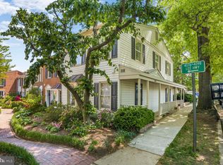 4090 Cherry Hill Rd, Arlington, VA 22207