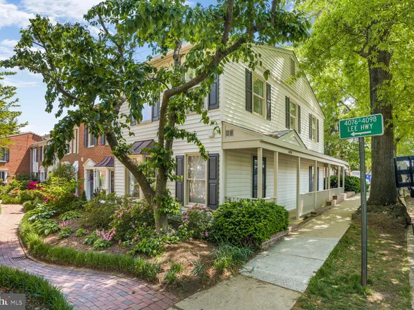 4090 Cherry Hill Rd, Arlington, VA 22207