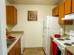 9910 S 248th Pl APT A102, Kent, WA 98030