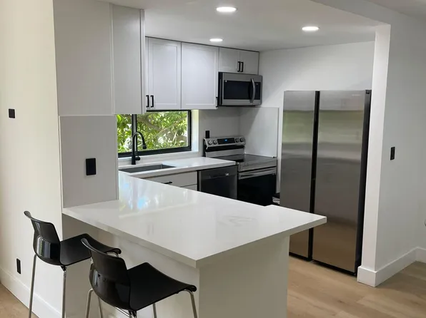 17011 N Bay Road #307, Sunny Isles Beach, FL 33160