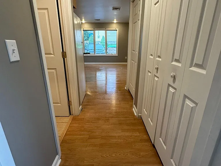 350 Boyers Ave #101 — Photo 13