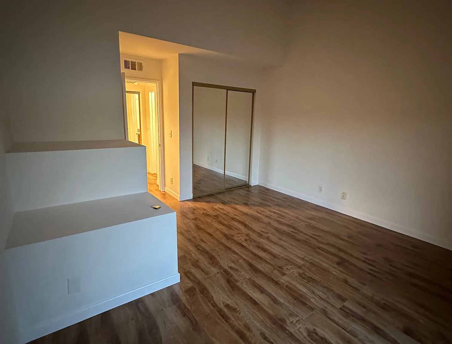 10441 McVine Ave — Photo 1