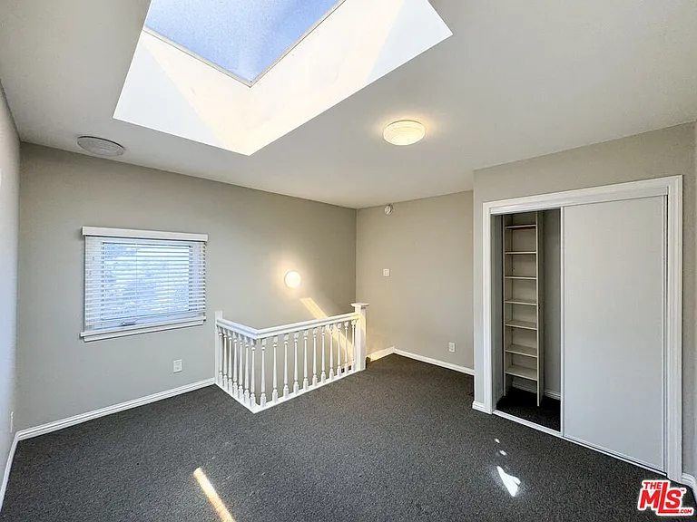 922 W Kensington Rd — Photo 31