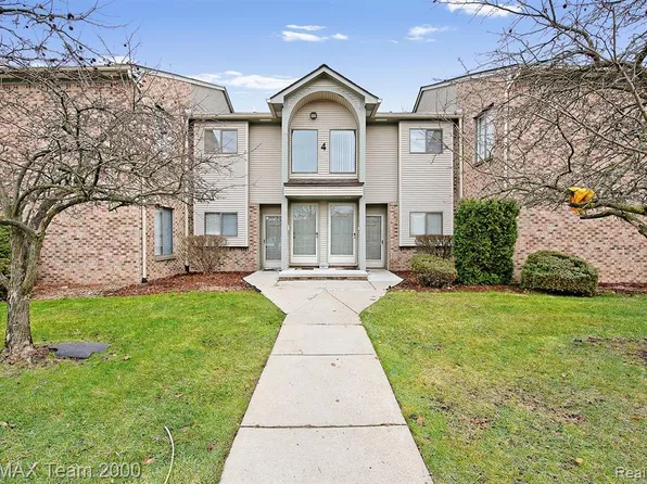 42461 Lilley Pointe Dr, Canton, MI 48187
