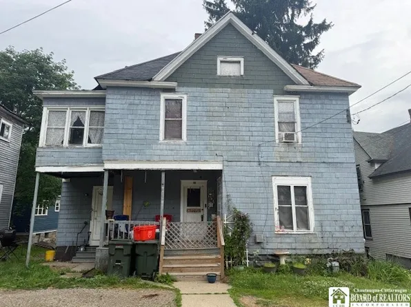 51 E Cowden Pl, Jamestown, NY 14701