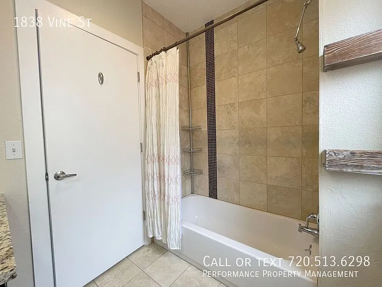 1838 Vine St — Photo 24