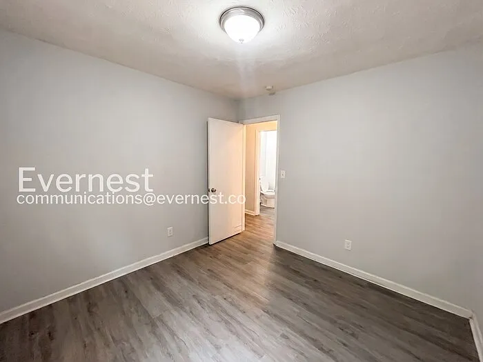 9007 Homewood Dr — Photo 9