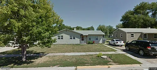 3302 Grandview Dr Photo 1