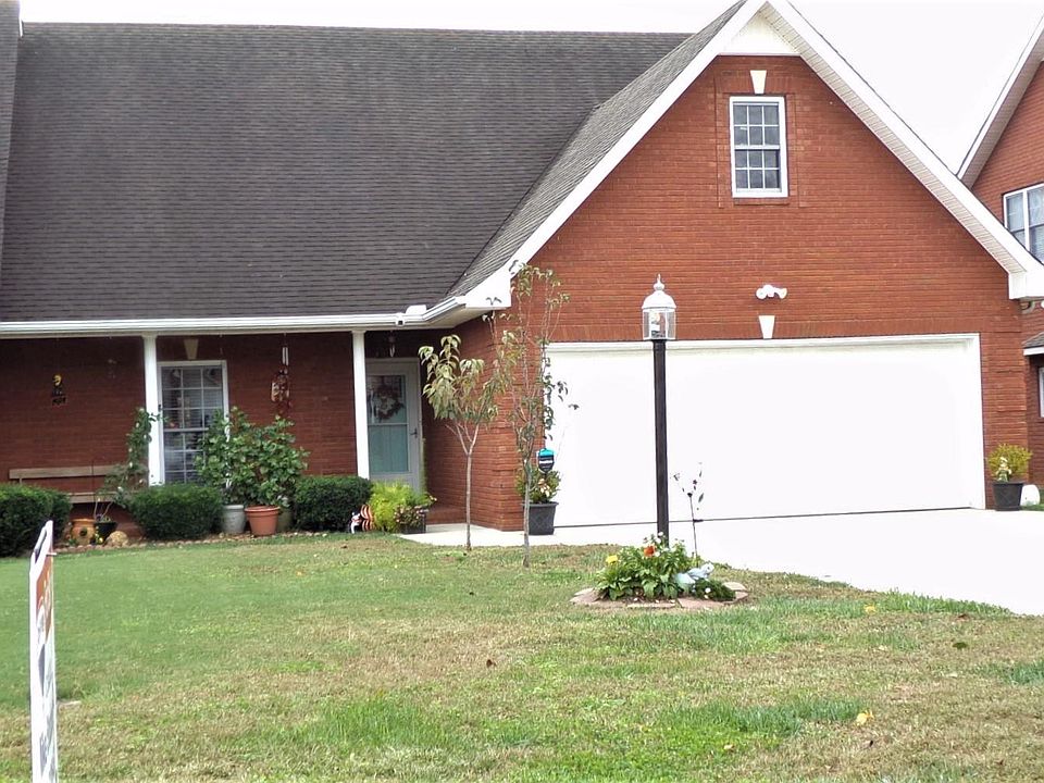 1st image of 391 Chase Cir #10