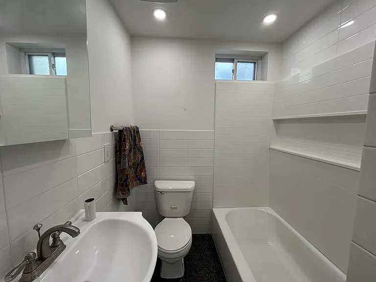 1812 Hunt Ave #2 — Photo 8