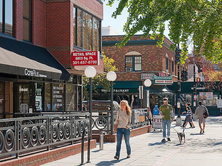 Retail, bars, and restaurants in Dupont Circle