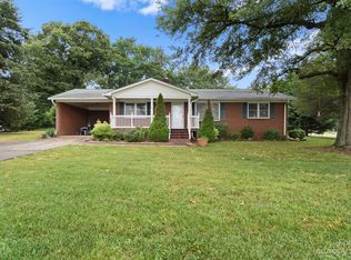 792 Clarks Creek Rd, Lincolnton, NC 28092