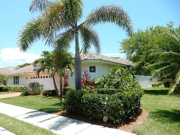2nd image of 140 Whaler Dr