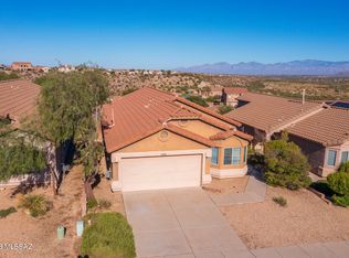 10838 S Lake Gambusi Dr, Vail, AZ 85641