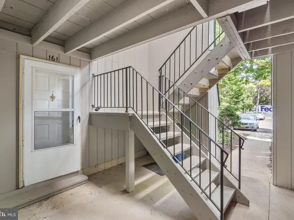 25 S Church Rd Unit 161, Maple Shade, NJ 08052
