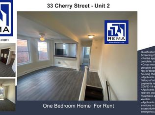 33 Cherry Street, Darby, PA 19023