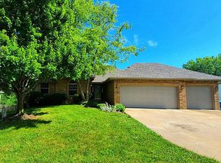 754 Notting Hill Gate, Nixa, MO 65714