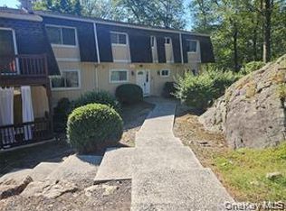 18 Pavilion Ridge Way UNIT 15, Suffern, NY 10901