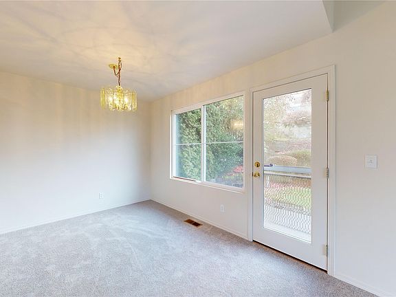 5th image of 1194 NW Seastar Lane