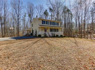 6105 Hidden View Dr, Mineral, VA 23117