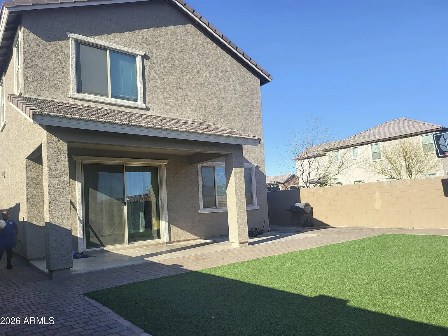 4 bed, 2.5 bath, 2579 sqft, $2,800 — Photo 3