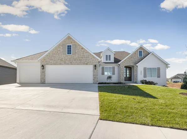 4805 Hoylake Dr, Columbia, MO 65201