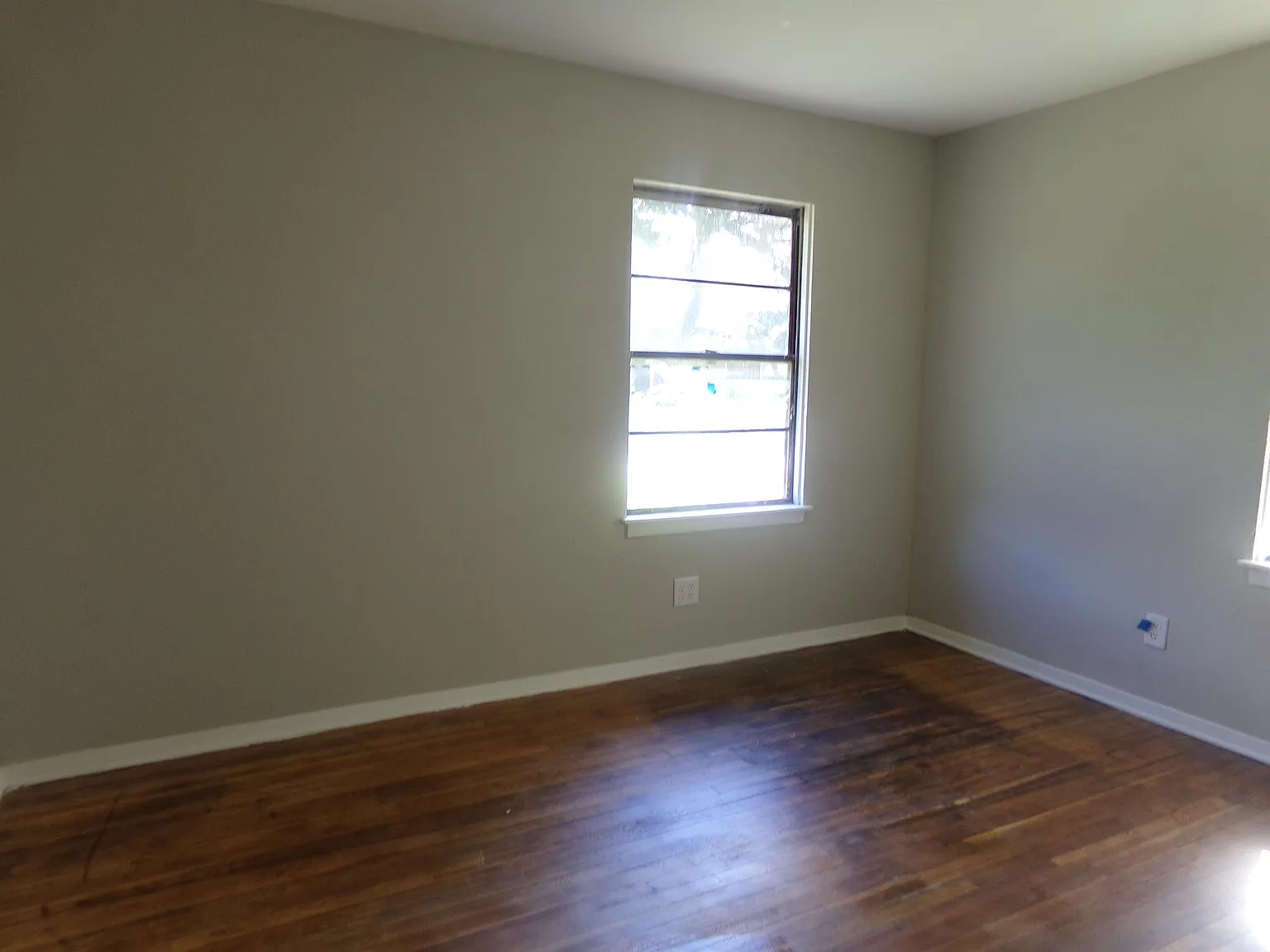 414 Gardenia Street - 1 — Photo 2