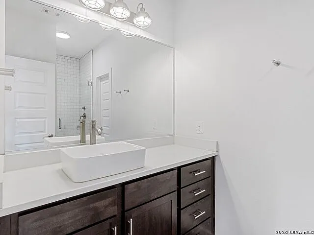1114 N Olive St — Photo 16