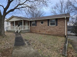 3925 Plantation Dr, Hermitage, TN 37076