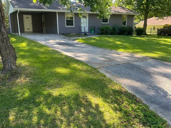 6188 Castlewood Dr, Morrow, GA 30260