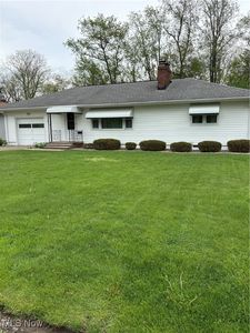 2499 Nesmith Lake Blvd, Akron, OH, 44314